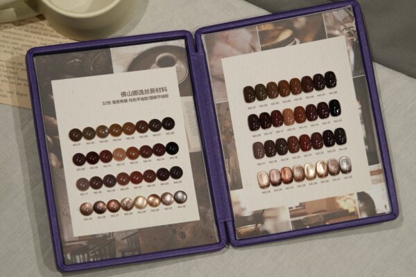 32-color OEM/ODM color palette display all