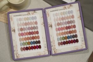 56-color OEM/ODM color palette display