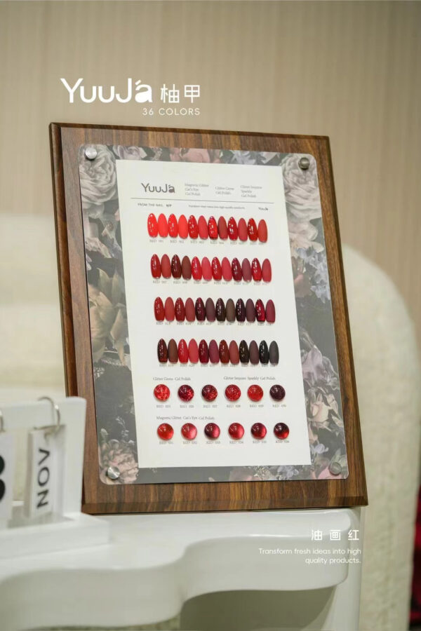 36 colors of painted oil painting red + color palette