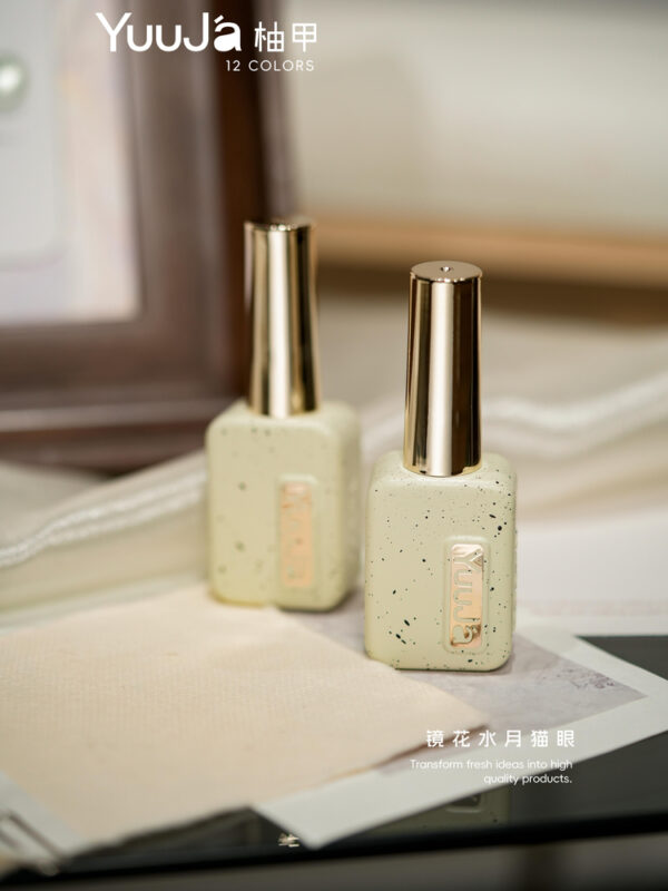12-color cat's eye bottle set + color palette