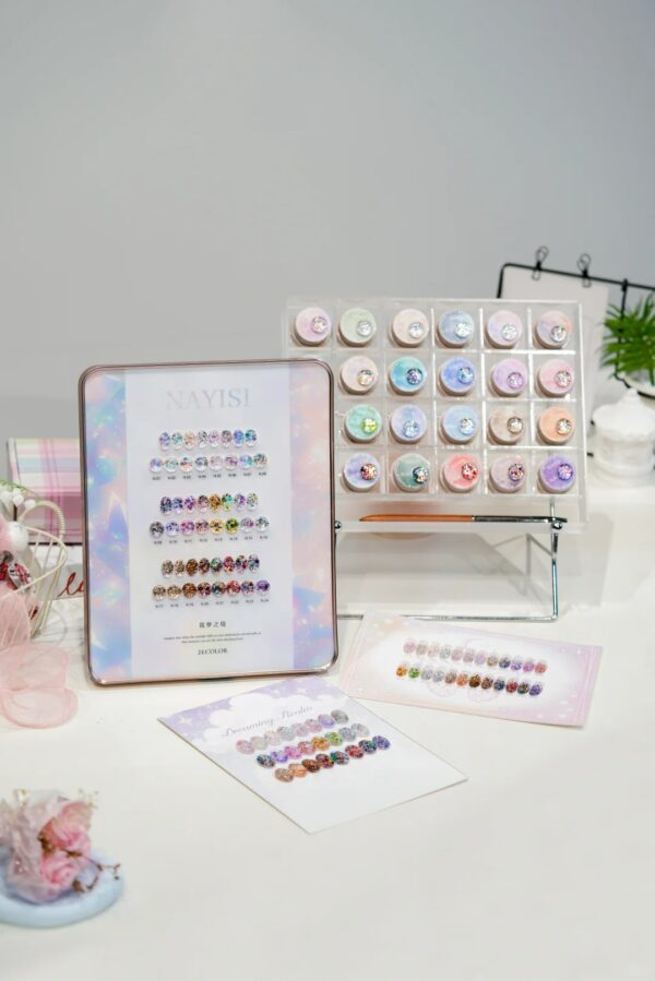 24-color dream-building sequins