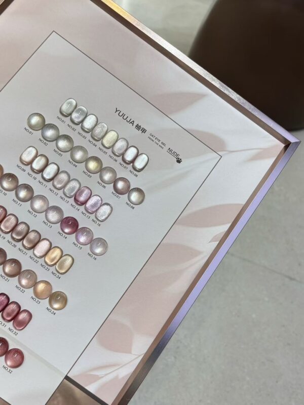 32 colors of claw pink cat's eye + color plate