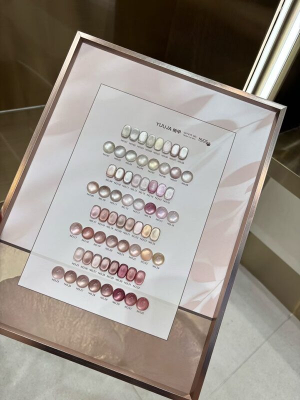 32 colors of claw pink cat's eye + color plate