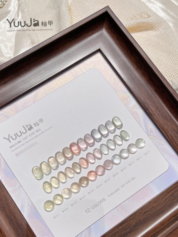 12-color cat's eye bottle set + color palette