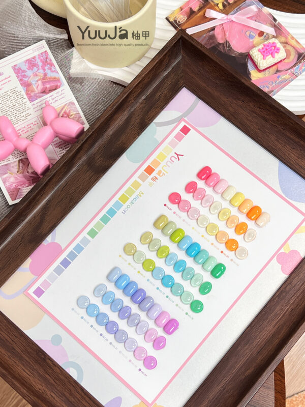 24-color macaron bottle set + color palette