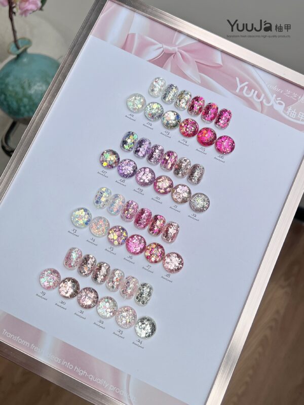 24-color Zhizhi Peach bottle set + color plate